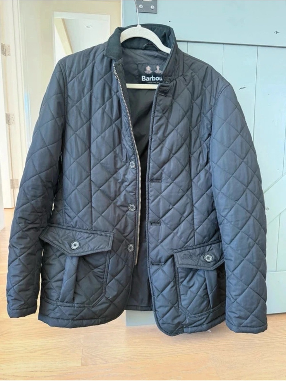 Barbour Men's black diamond quilted jacket size Large